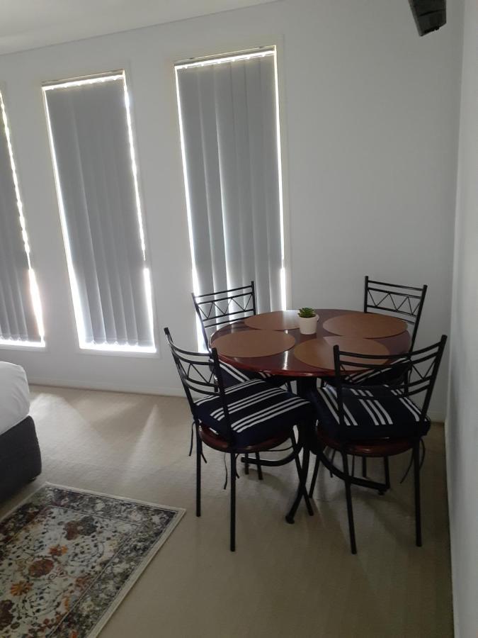 Blk Stays Guest House Deluxe Units Morayfield Ngoại thất bức ảnh
