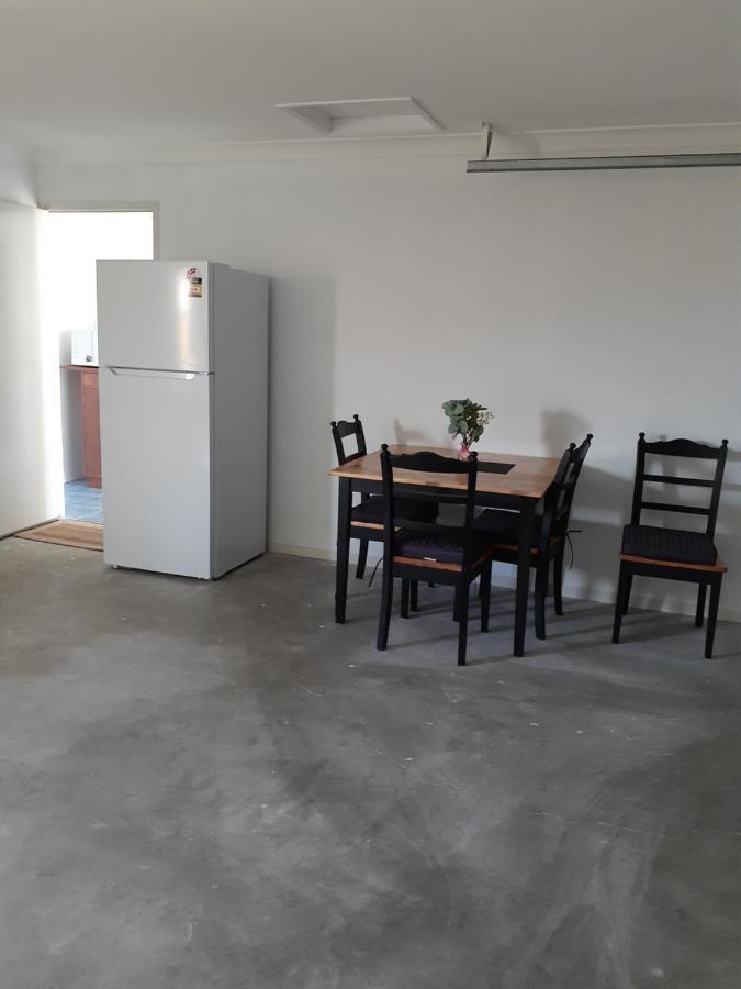 Blk Stays Guest House Deluxe Units Morayfield Ngoại thất bức ảnh