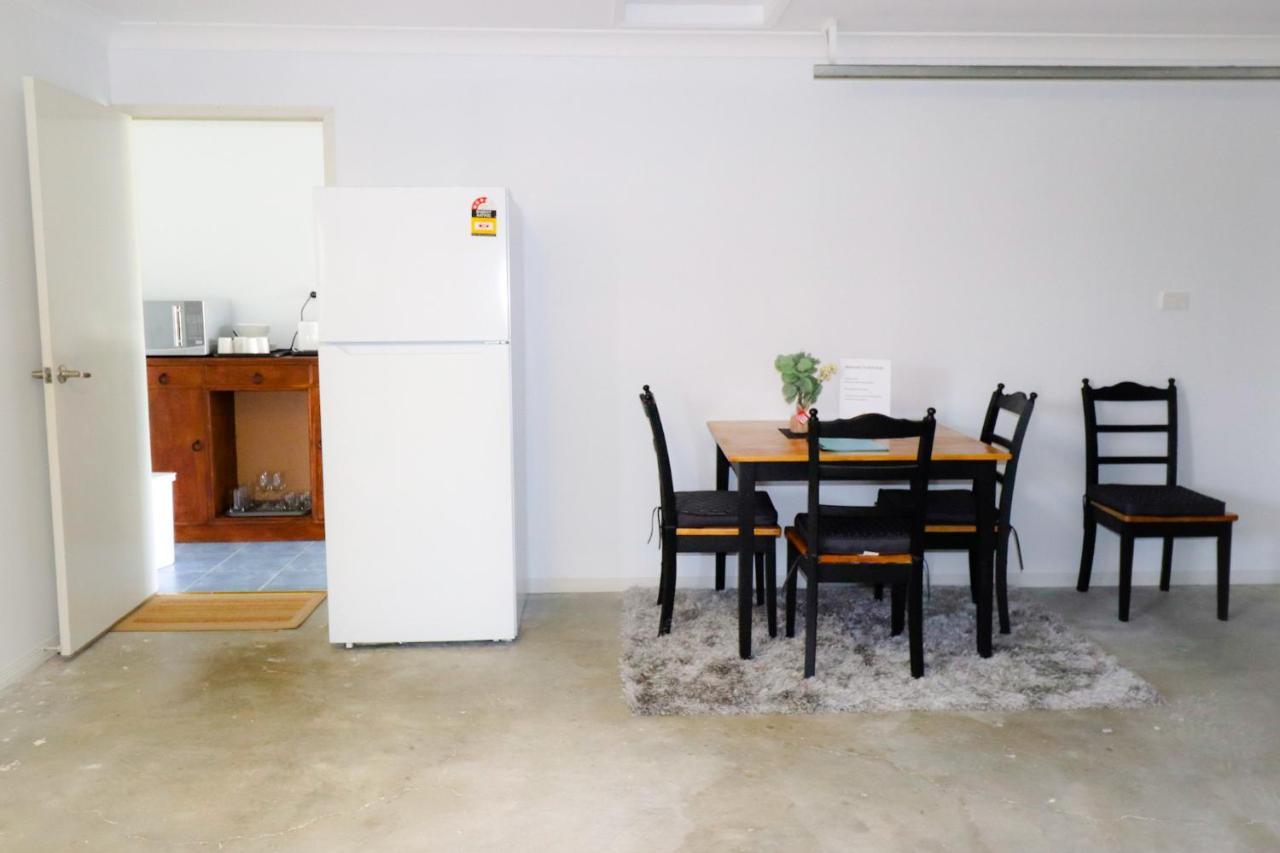 Blk Stays Guest House Deluxe Units Morayfield Ngoại thất bức ảnh