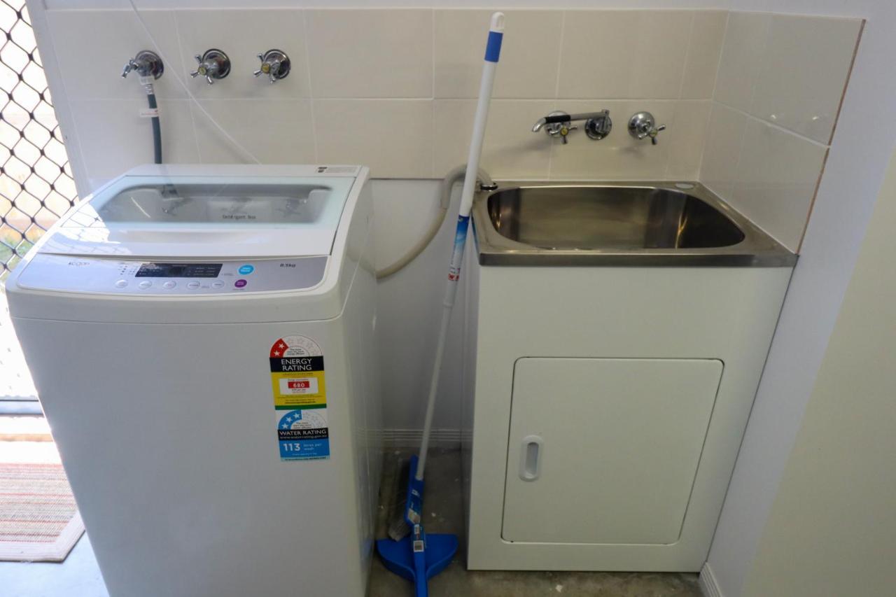 Blk Stays Guest House Deluxe Units Morayfield Ngoại thất bức ảnh