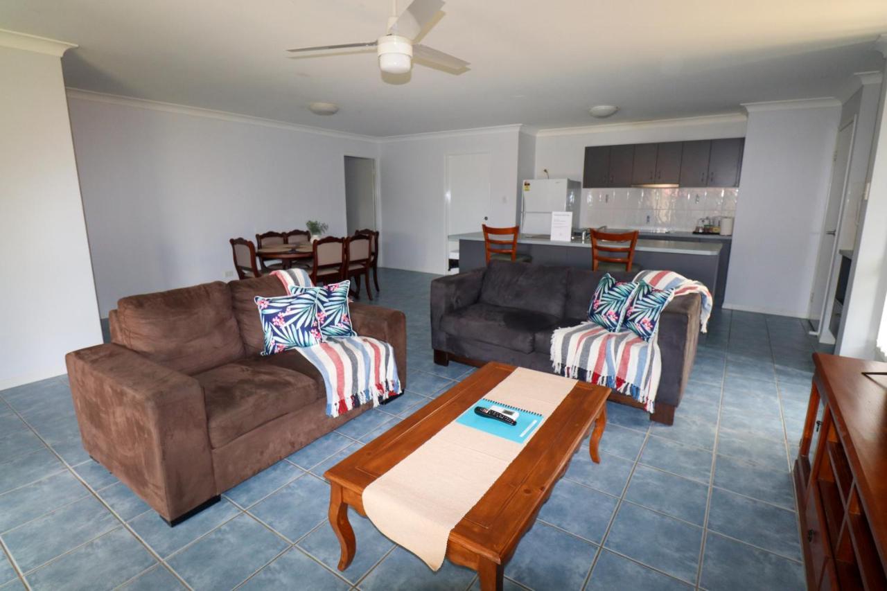 Blk Stays Guest House Deluxe Units Morayfield Ngoại thất bức ảnh